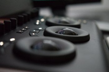 Skillshare DaVinci Resolve: Beyond Color The Full Post Production Workflow TUTORiAL screenshot