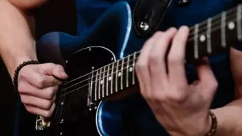 Neo Soul Guitar Learn How To Play R&B And Basic Jazz! TUTORiAL