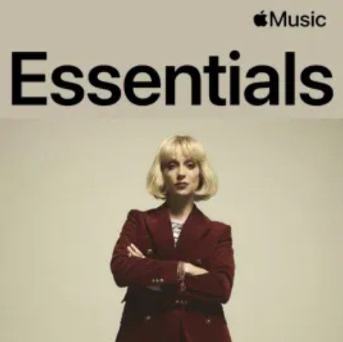 St. Vincent Essentials (2023)
