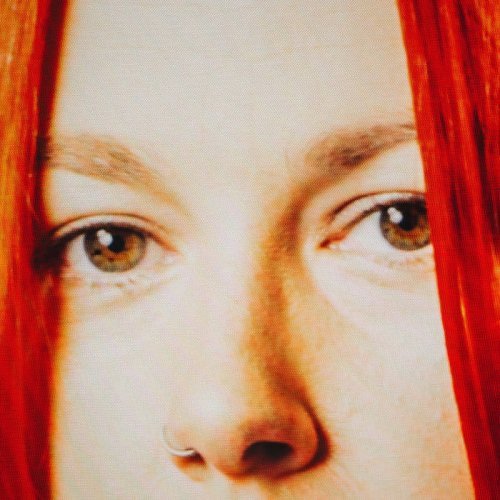 Gabrielle Shonk – Across the Room (2023)