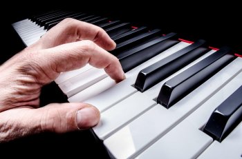 Piano Technique 101 - The Perfect Legato screenshot